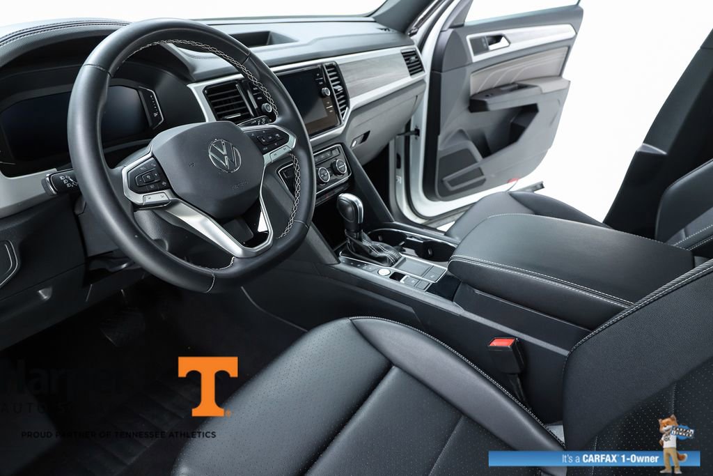 Used 2023 Volkswagen Atlas Cross Sport SE w/ Panoramic Sunroof Package FWD image 58