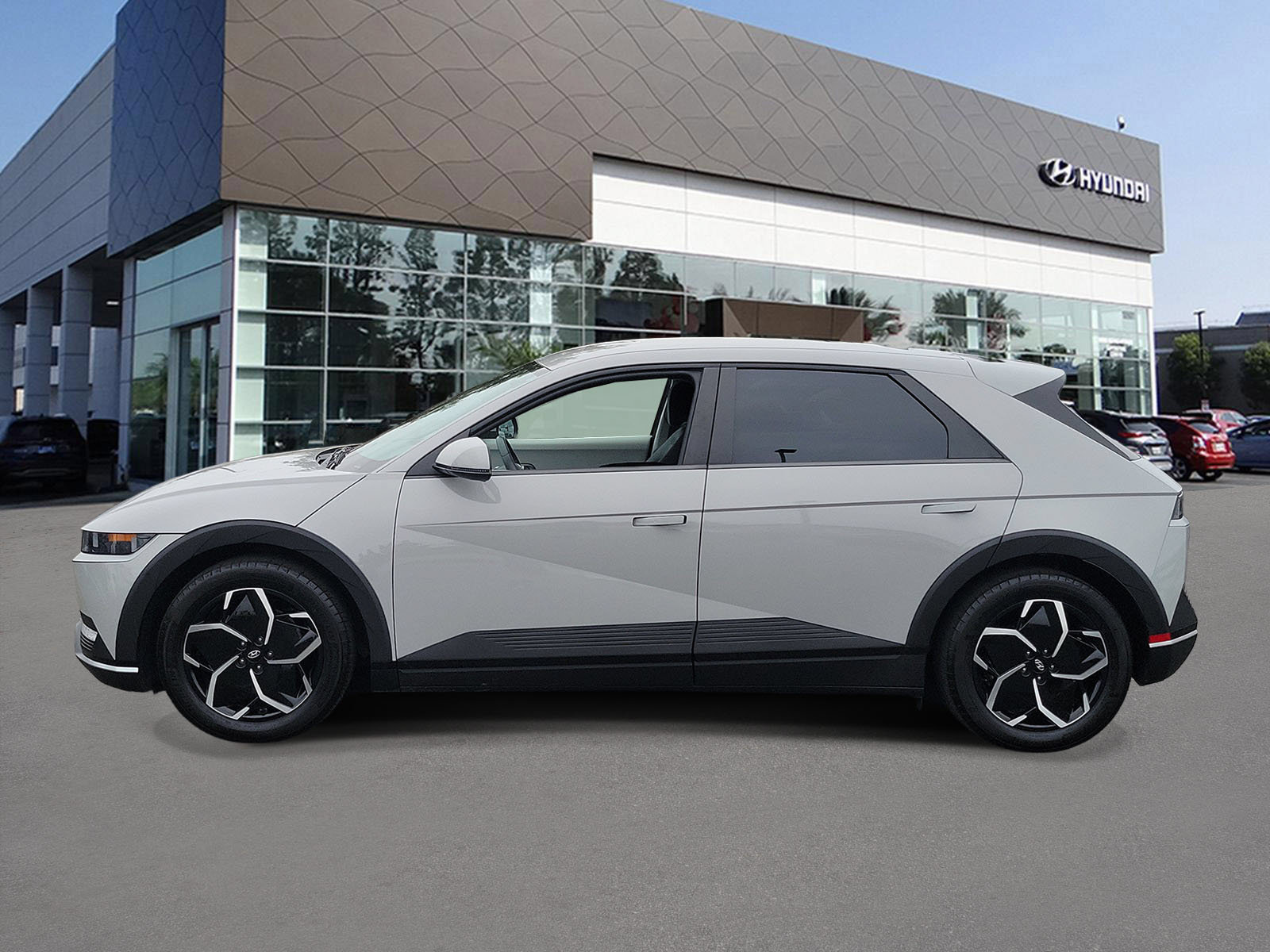 Certified 2024 Hyundai Ioniq 5 SEL RWD image 3