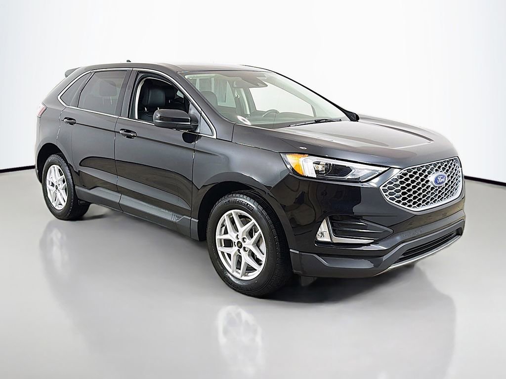 Used 2023 Ford Edge SEL w/ Convenience Package AWD/4WD image 2