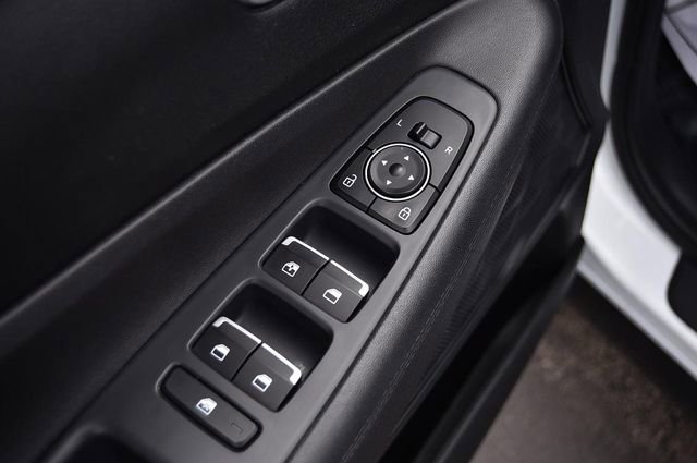 Used 2022 Hyundai Santa Fe SE image 8