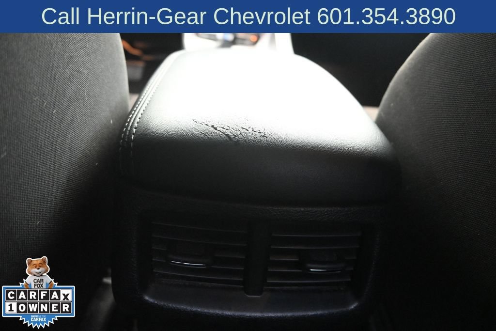 Used 2022 Dodge Challenger GT w/ Driver Convenience Group RWD image 17