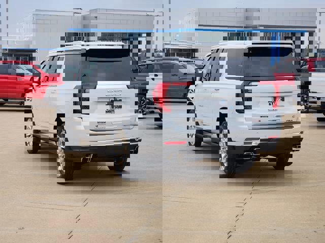 New 2026 GMC Yukon XL Denali w/ Sun & Power Step Package image 11