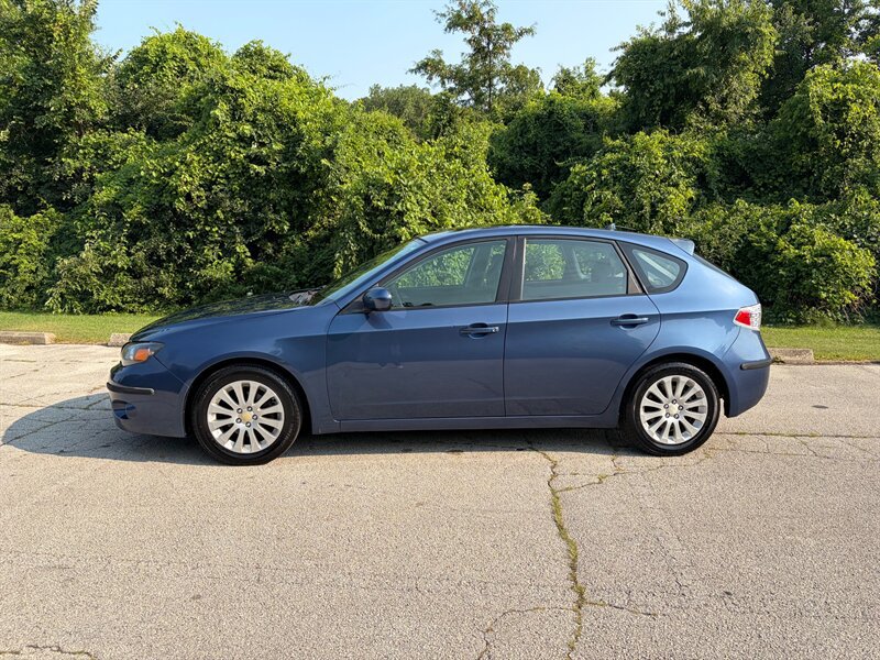 Used 2011 Subaru Impreza 2.5i Premium w/ PWR Moonroof Value Pkg AWD/4WD image 2