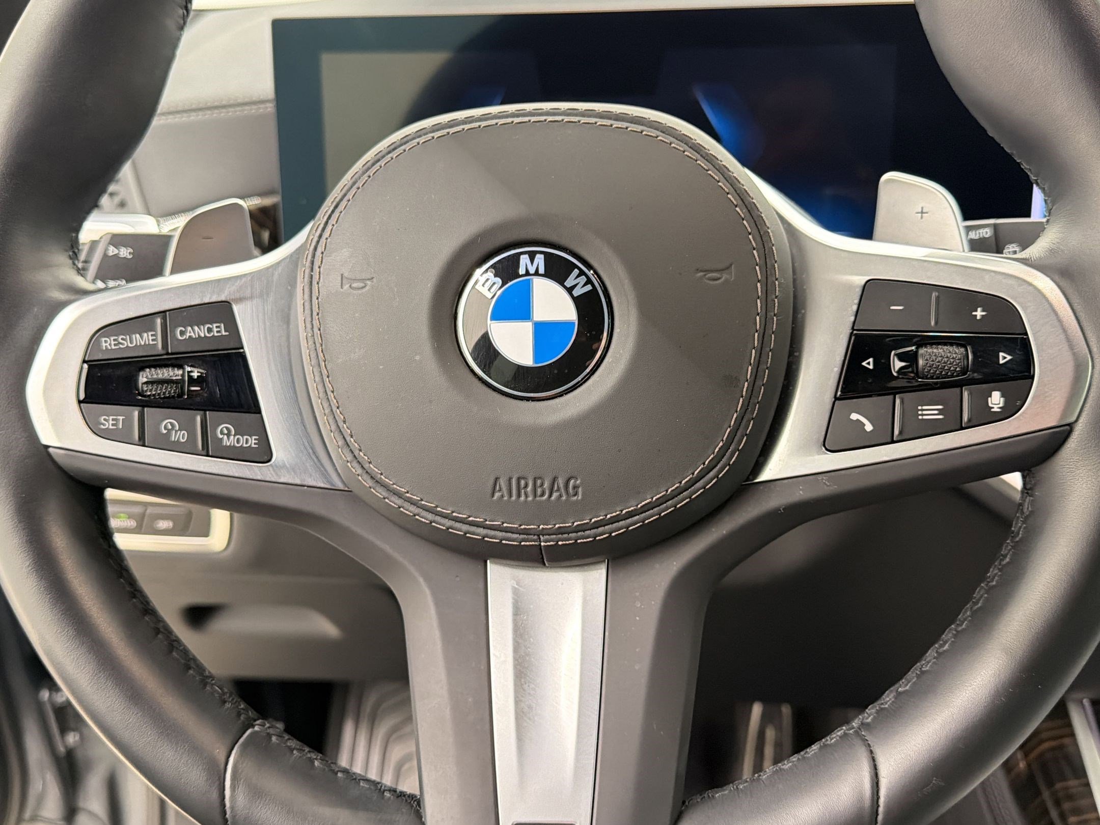 Certified 2025 BMW X7 xDrive40i w/ M Sport Package image 16