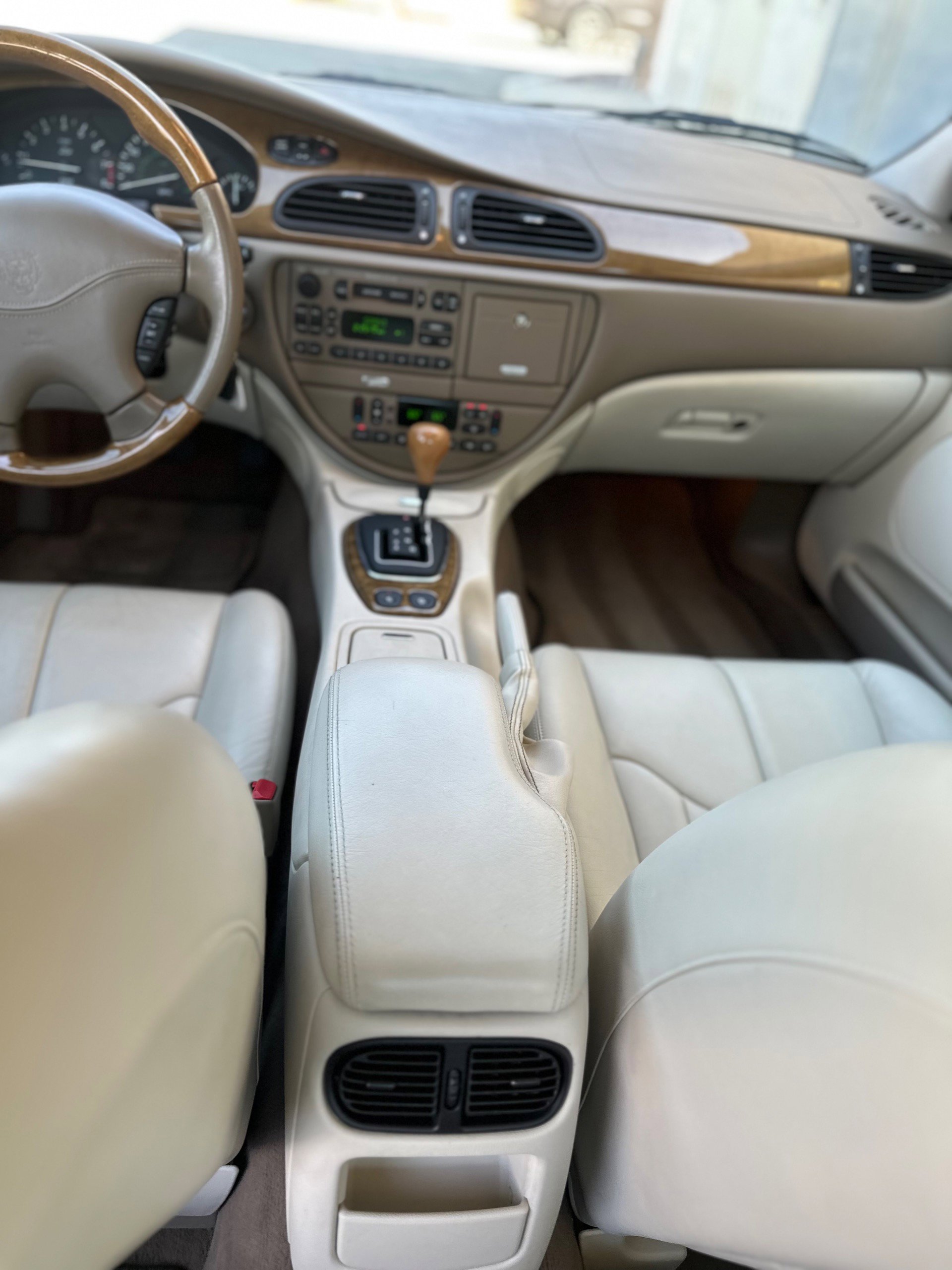 Used 2000 Jaguar S-TYPE 4.0 image 34