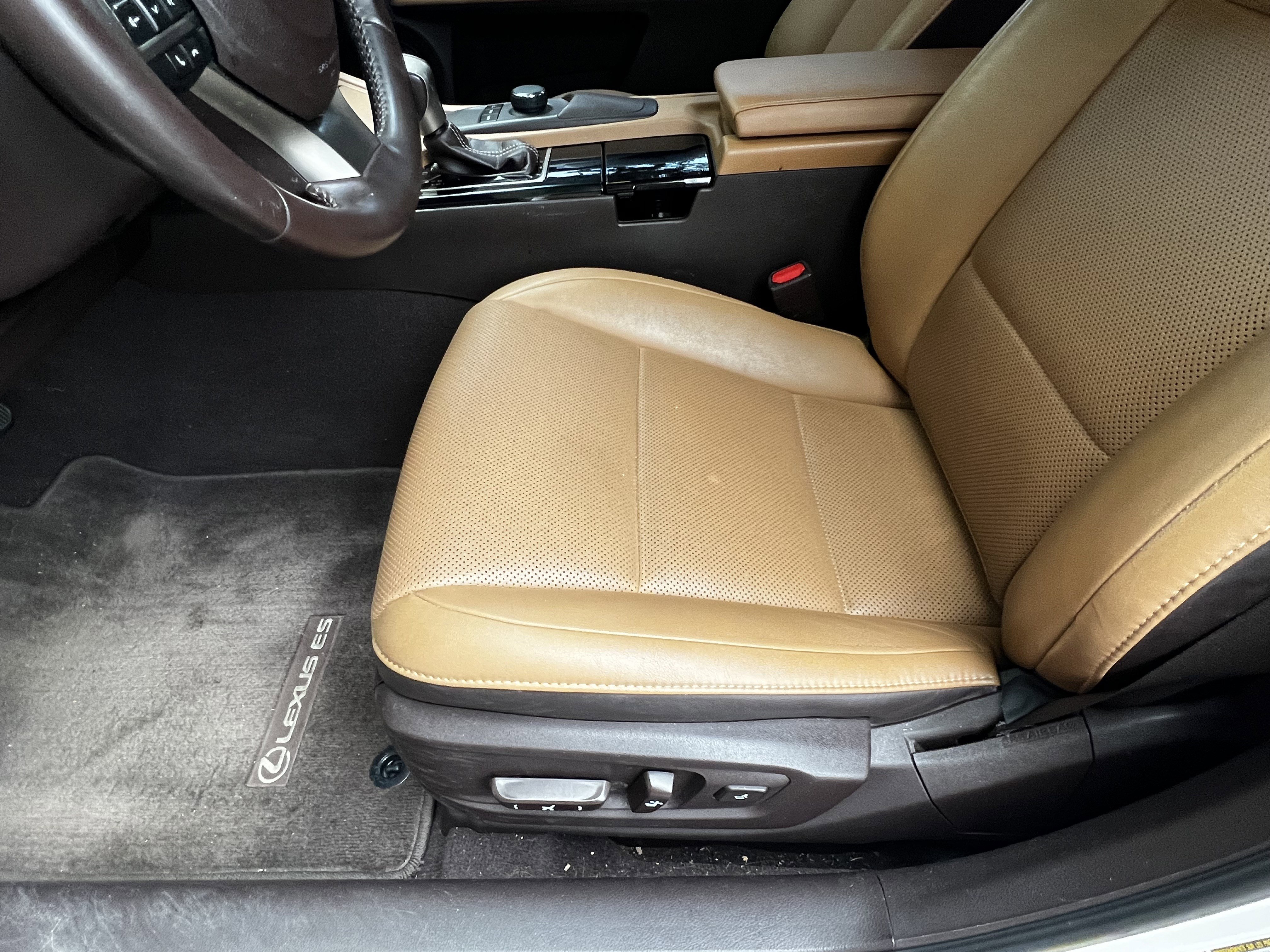 Used 2016 Lexus ES 350 w/ Accessory Package FWD image 17