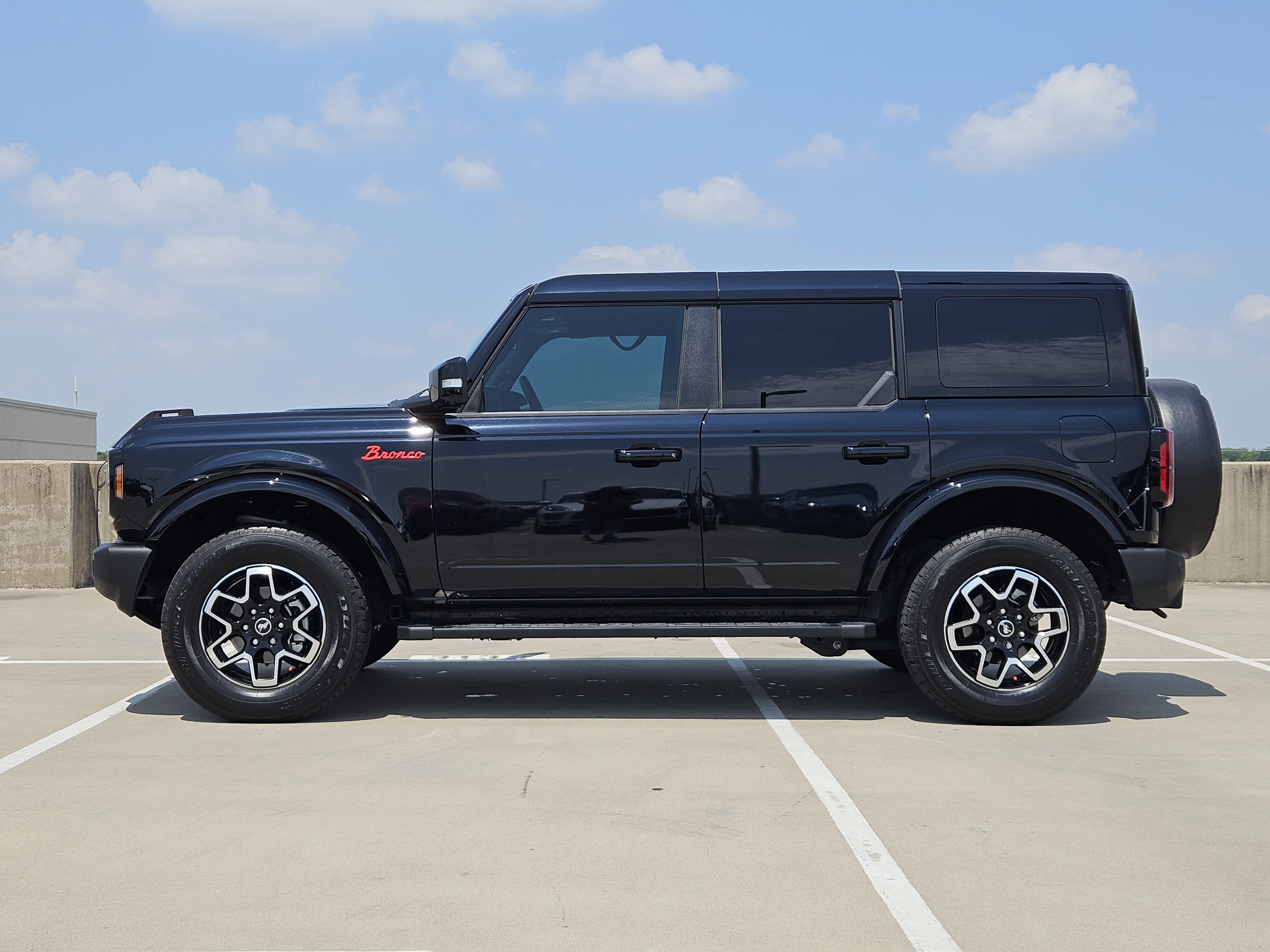 Used 2024 Ford Bronco Outer Banks AWD/4WD video 2