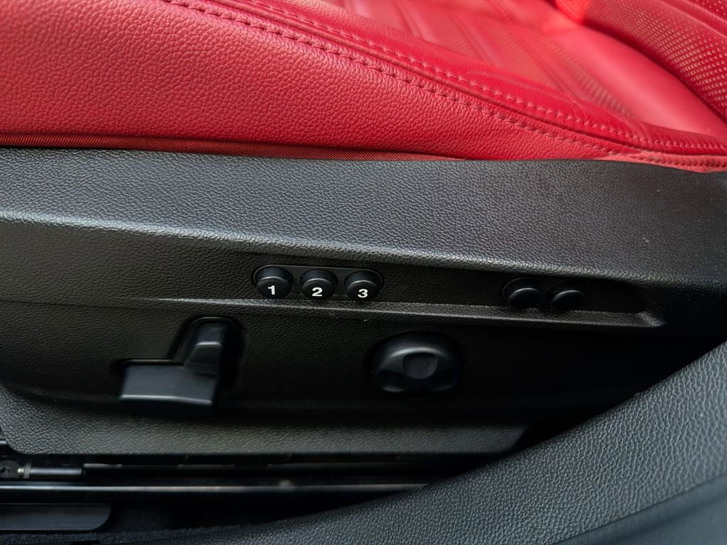 Used 2022 Alfa Romeo Giulia Veloce image 14