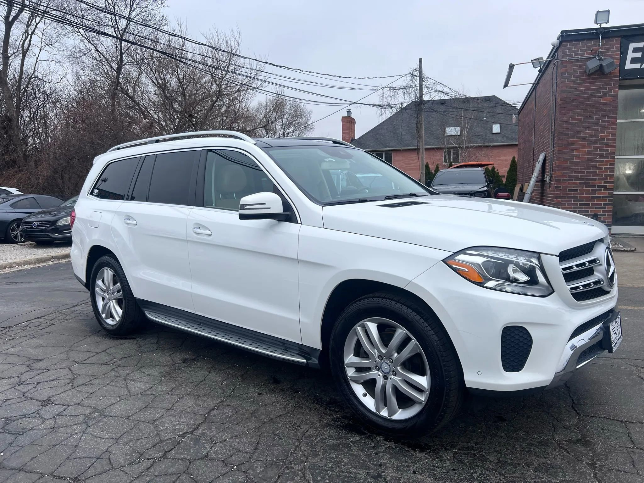 Used 2017 Mercedes-Benz GLS 450 4MATIC image 7