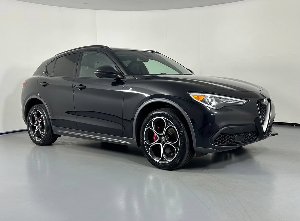 Used 2023 Alfa Romeo Stelvio Ti