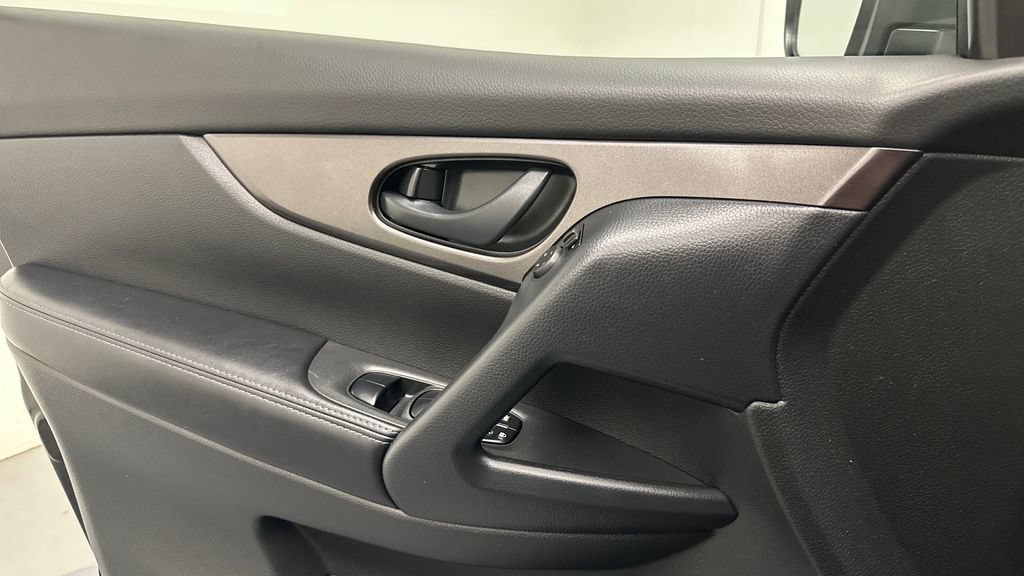 Certified 2022 Nissan Rogue Sport S AWD/4WD image 18