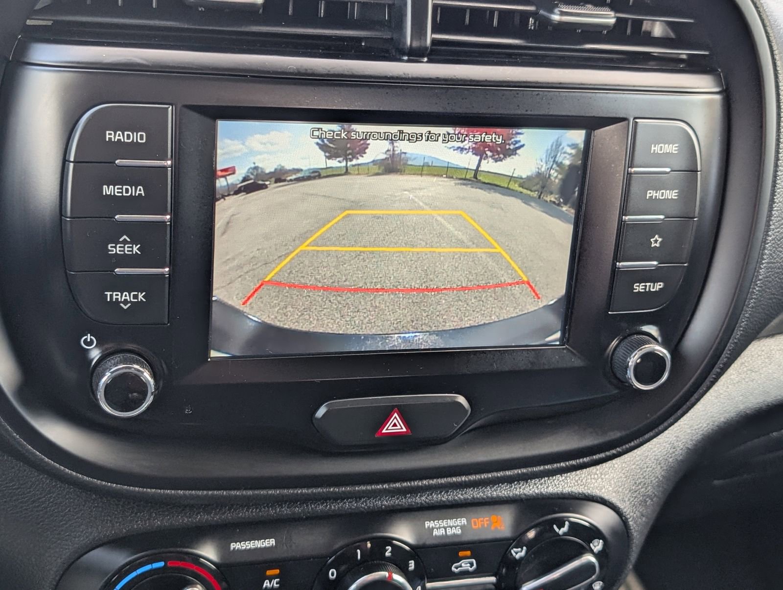 Used 2020 Kia Soul LX image 19