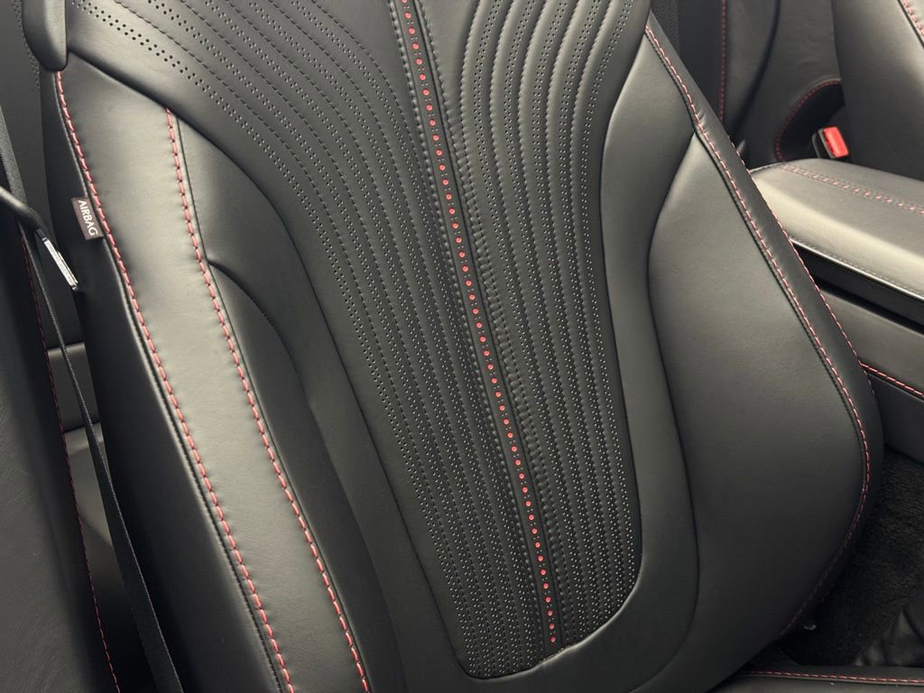 Used 2023 Aston Martin DB11 Volante image 63