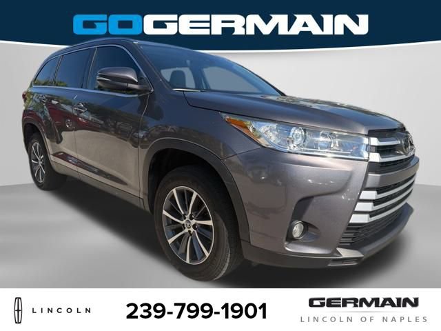 Used 2019 Toyota Highlander XLE image 9