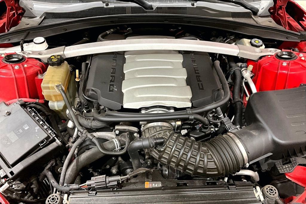 Used 2017 Chevrolet Camaro SS RWD image 10