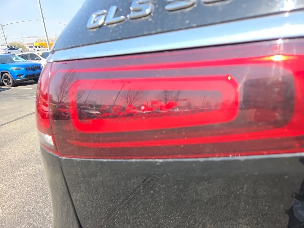 Used 2021 Mercedes-Benz GLS 580 4MATIC image 10