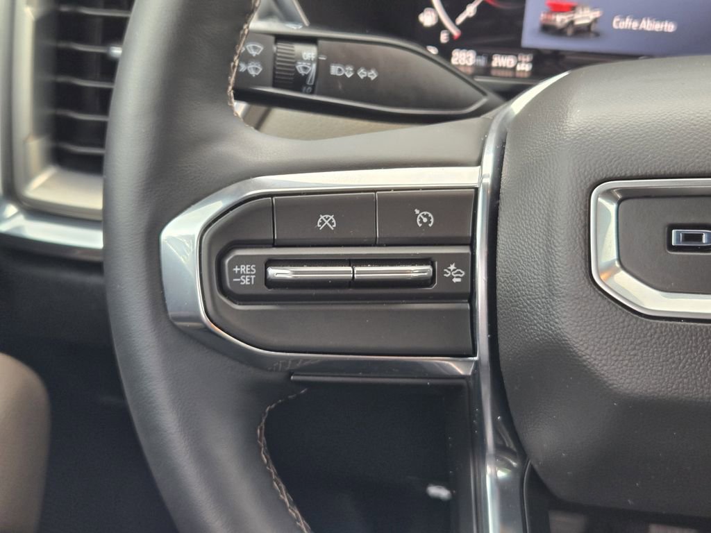 Used 2026 GMC Canyon Denali AWD/4WD image 25