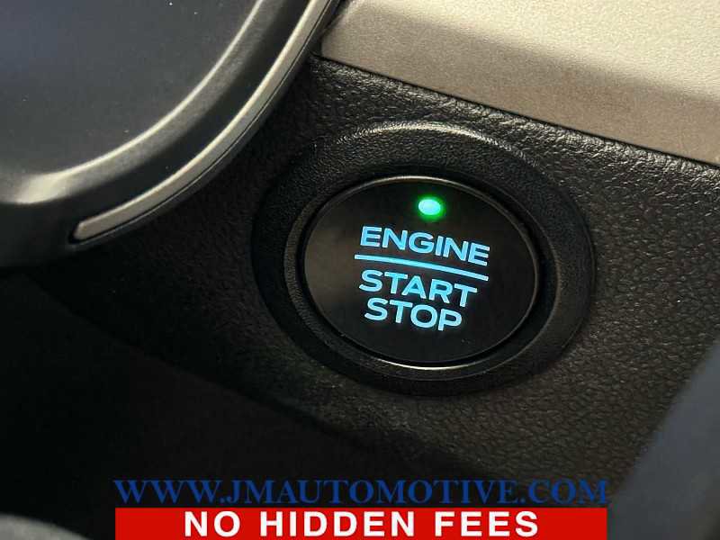 Used 2022 Ford Escape SE w/ Cold Weather Package image 39