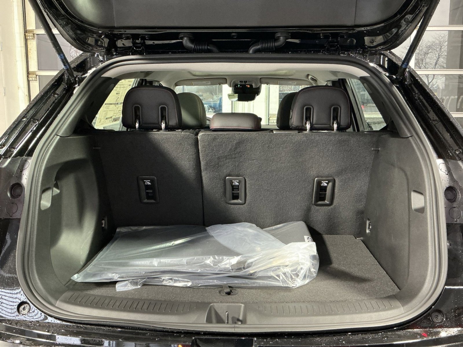 New 2027 Chevrolet Bolt RS w/ Technology Package image 33