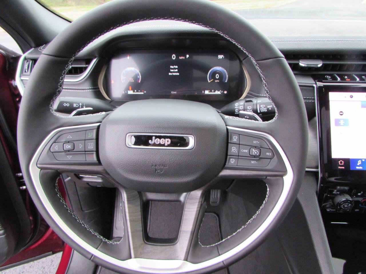 New 2025 Jeep Grand Cherokee Limited image 14