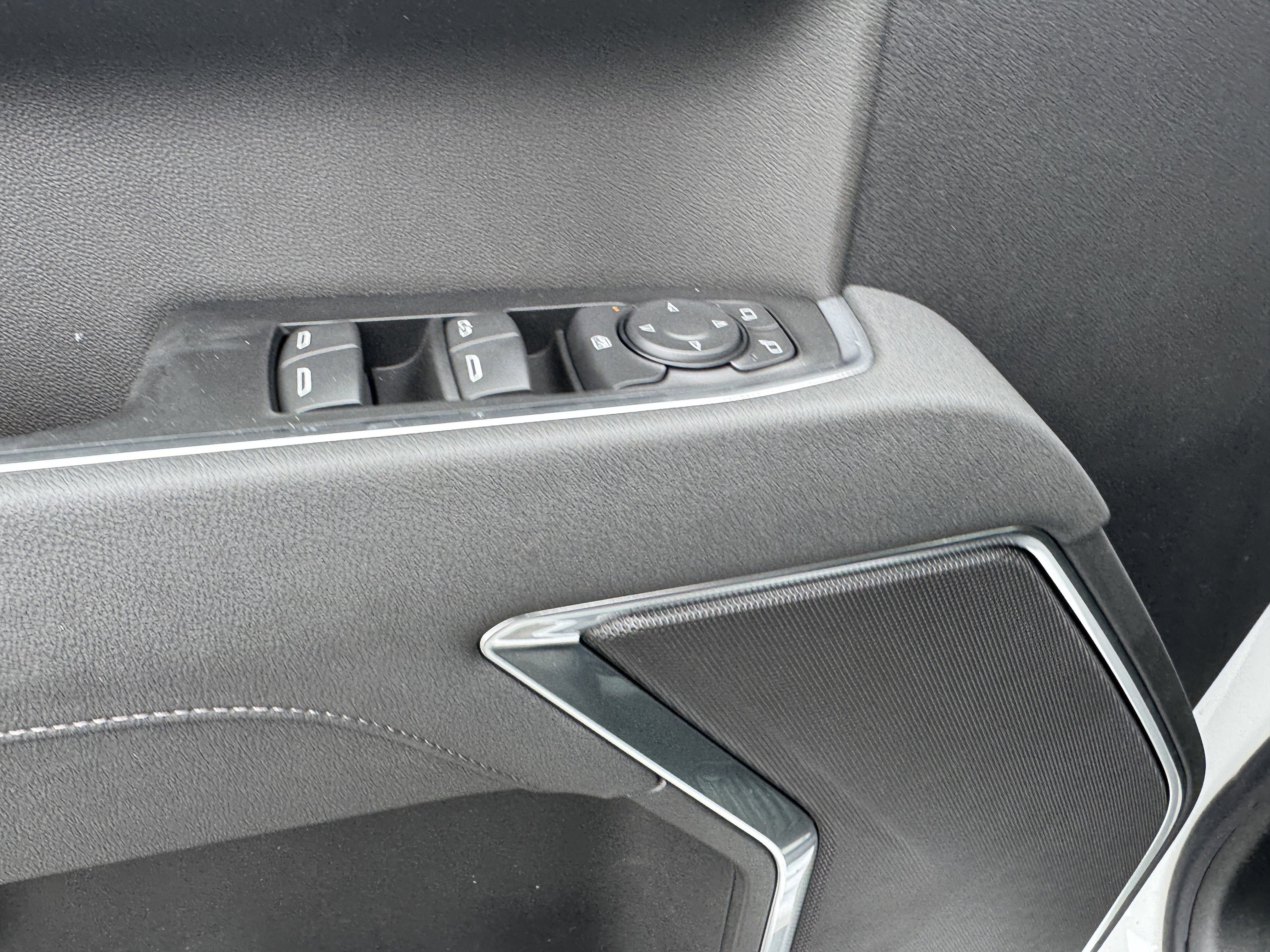 New 2026 Chevrolet Silverado 1500 LT w/ All Star Edition Plus image 11