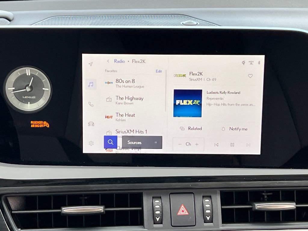 New 2025 Lexus ES 350 w/ Premium Package image 17