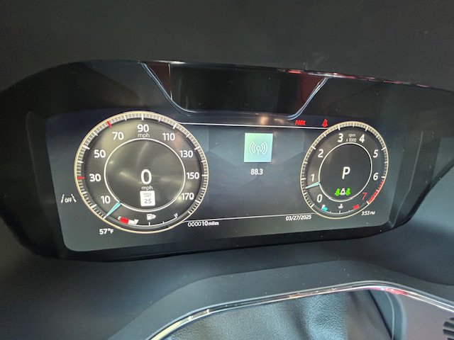 New 2025 Jaguar F-PACE R-Dynamic S image 25