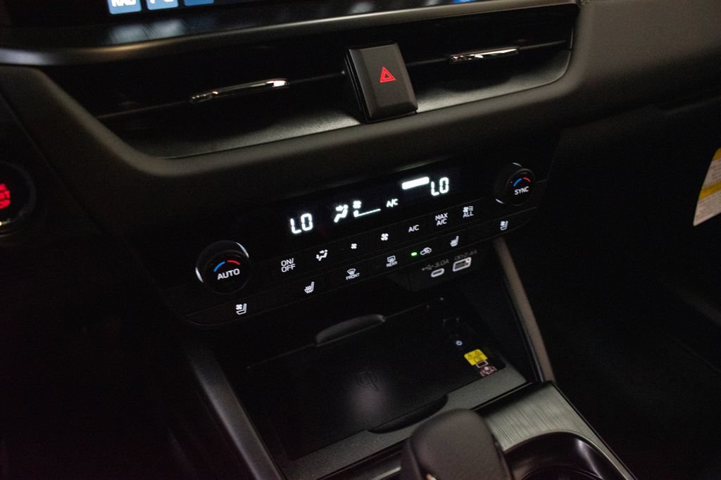 New 2026 Subaru Outback Touring XT AWD/4WD image 17