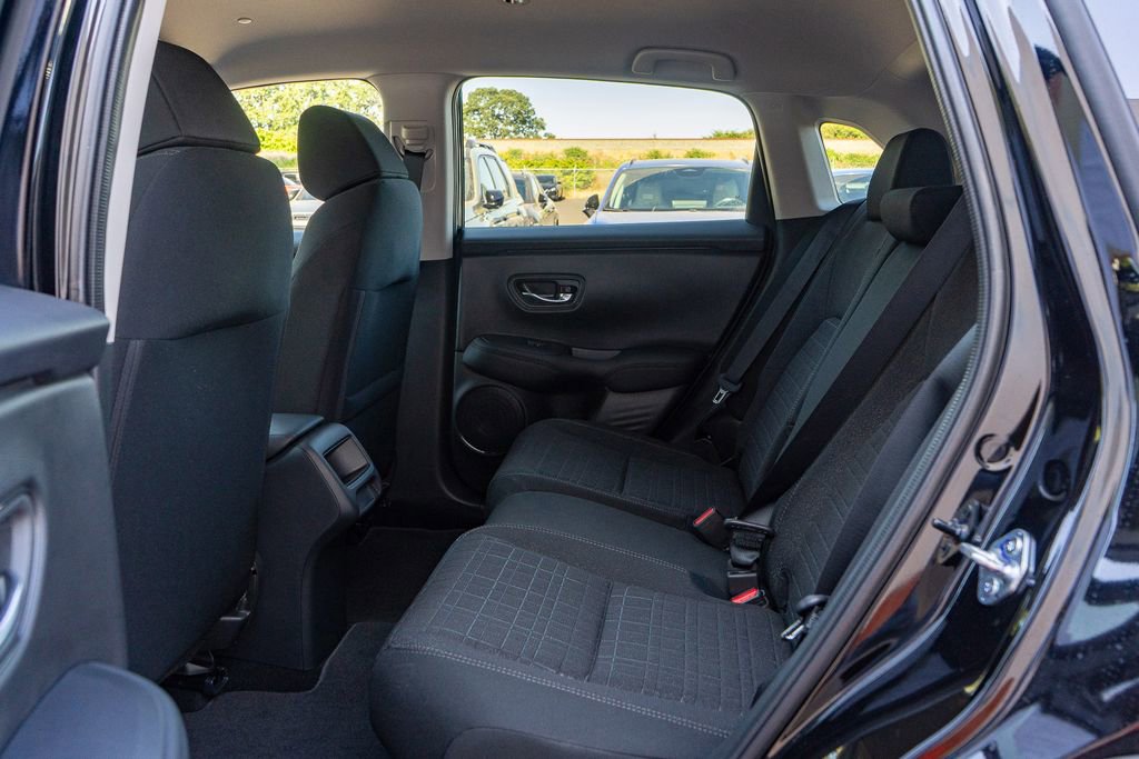 New 2027 Honda HR-V LX image 11