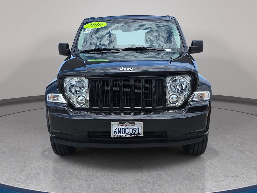 Used 2010 Jeep Liberty Sport RWD image 3