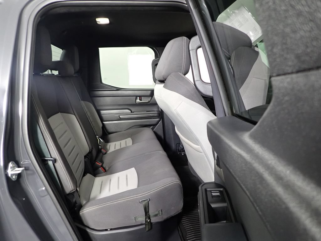 Used 2025 Toyota Tacoma TRD Sport AWD/4WD image 33