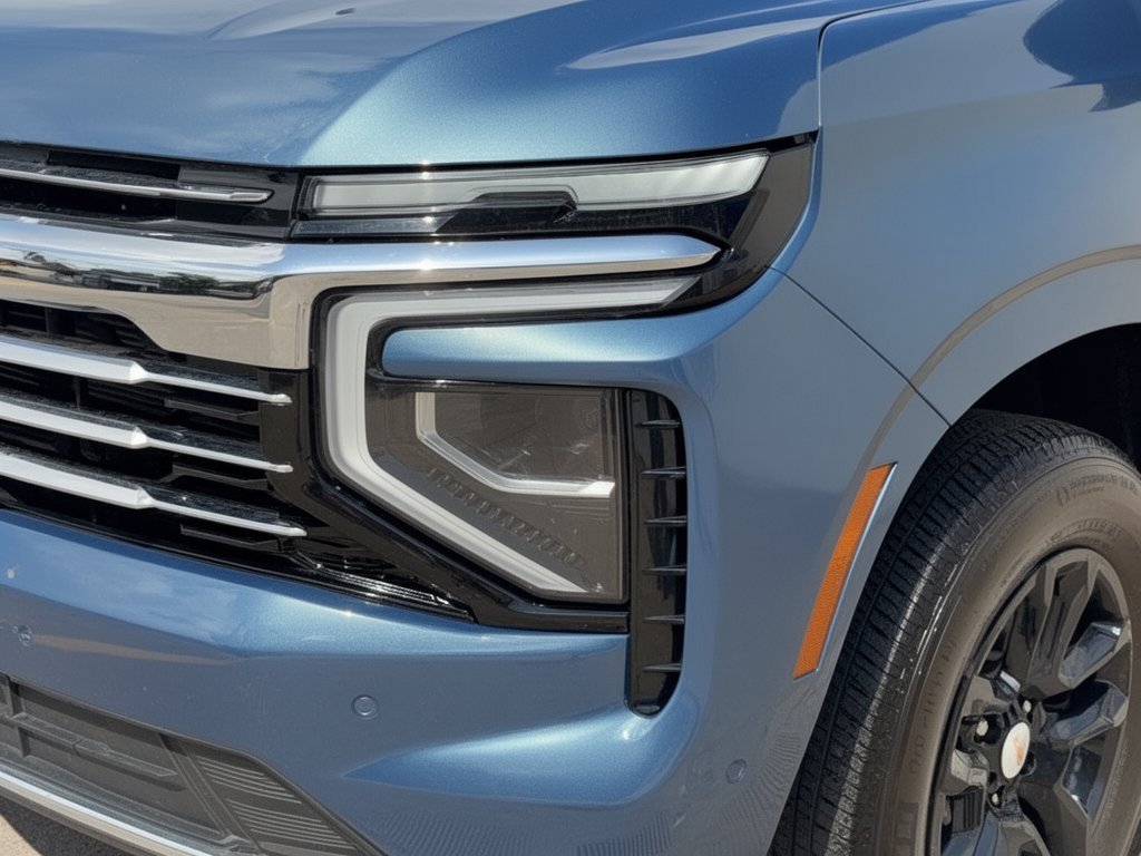 Used 2025 Chevrolet Tahoe LT RWD image 12