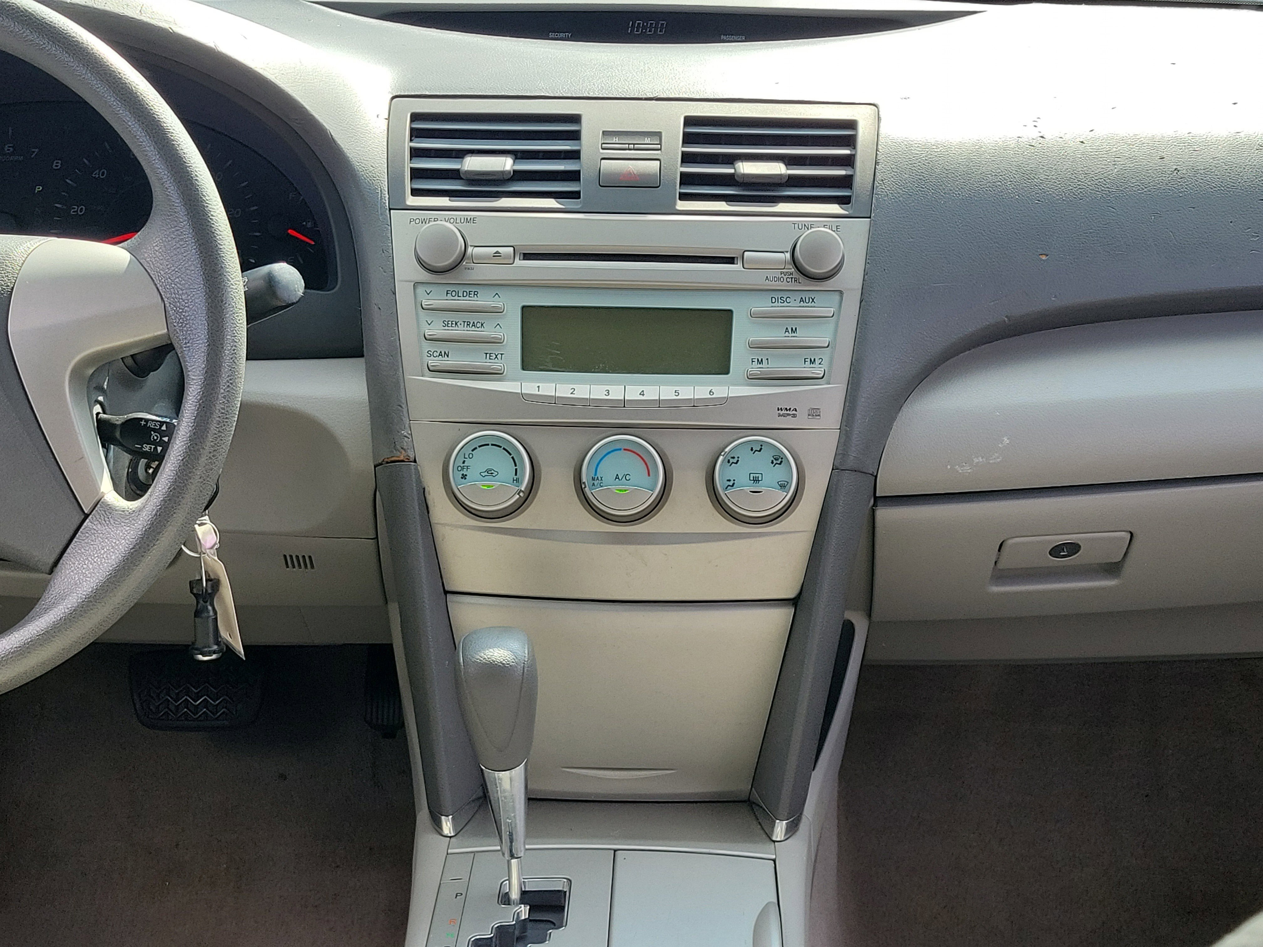 Used 2009 Toyota Camry SE FWD image 17