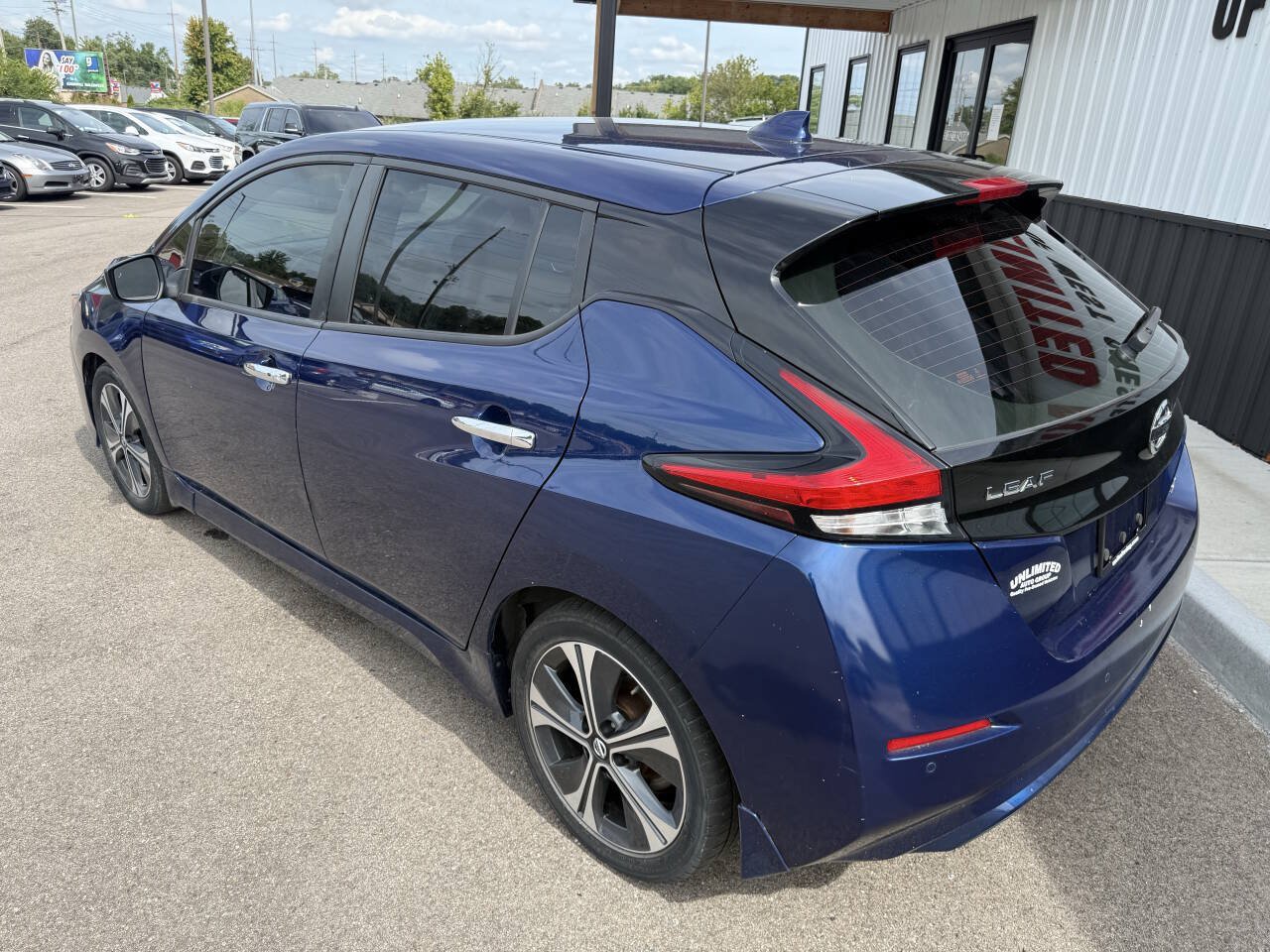 Used 2020 Nissan Leaf SV FWD image 10