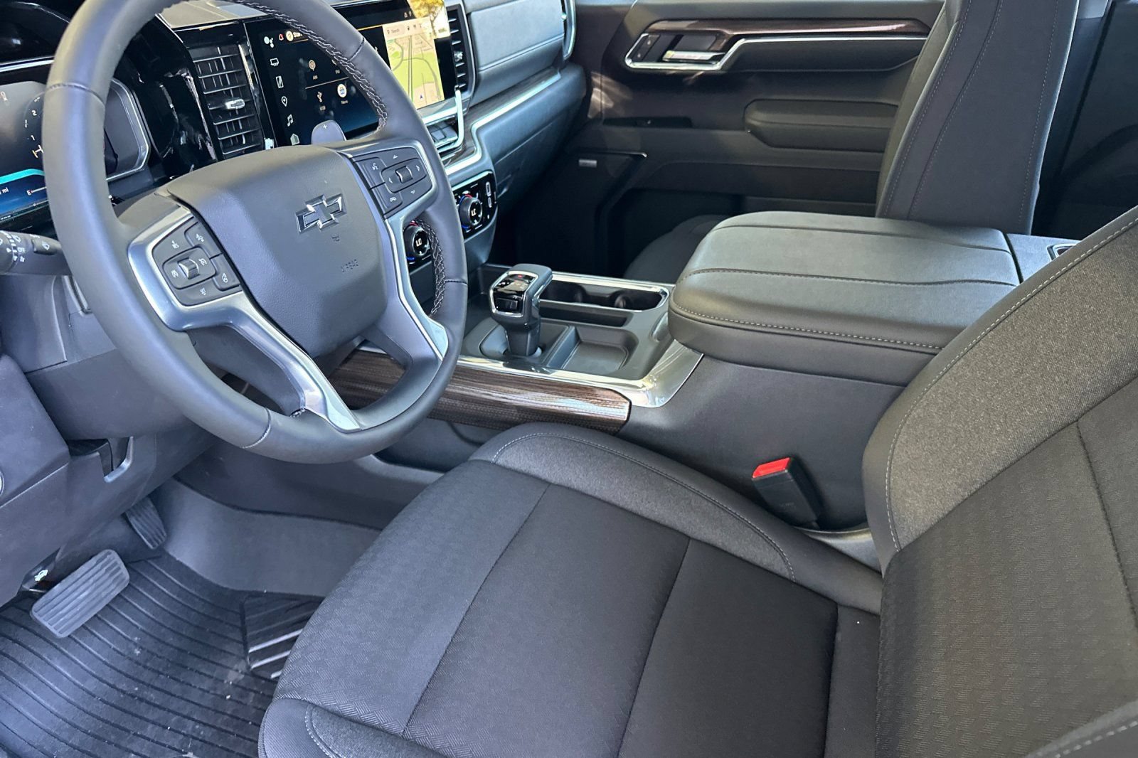 New 2026 Chevrolet Silverado 1500 LT Trail Boss w/ Safety Package AWD/4WD image 10