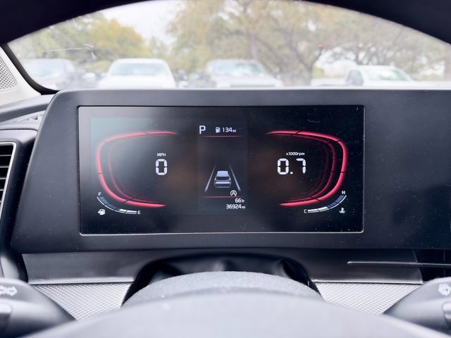 Used 2024 Kia Sportage LX image 11