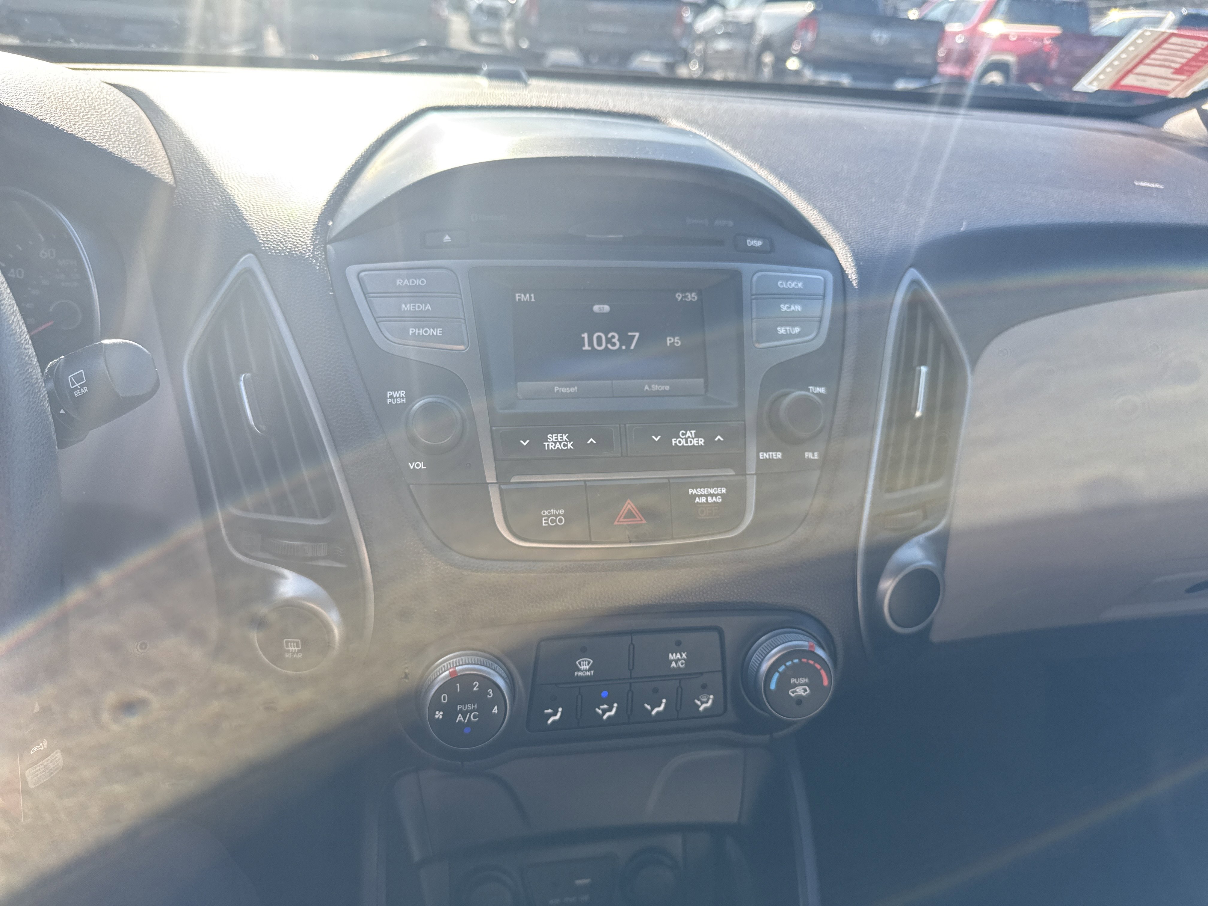 Used 2015 Hyundai Tucson GLS w/ Option Group 02 image 25