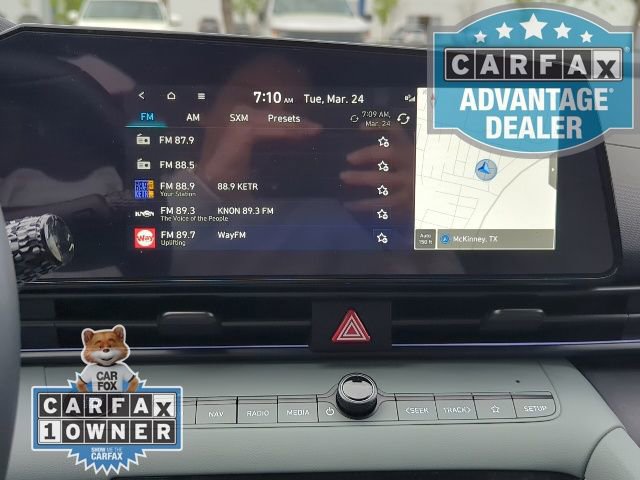 Used 2024 Hyundai Elantra Limited image 7