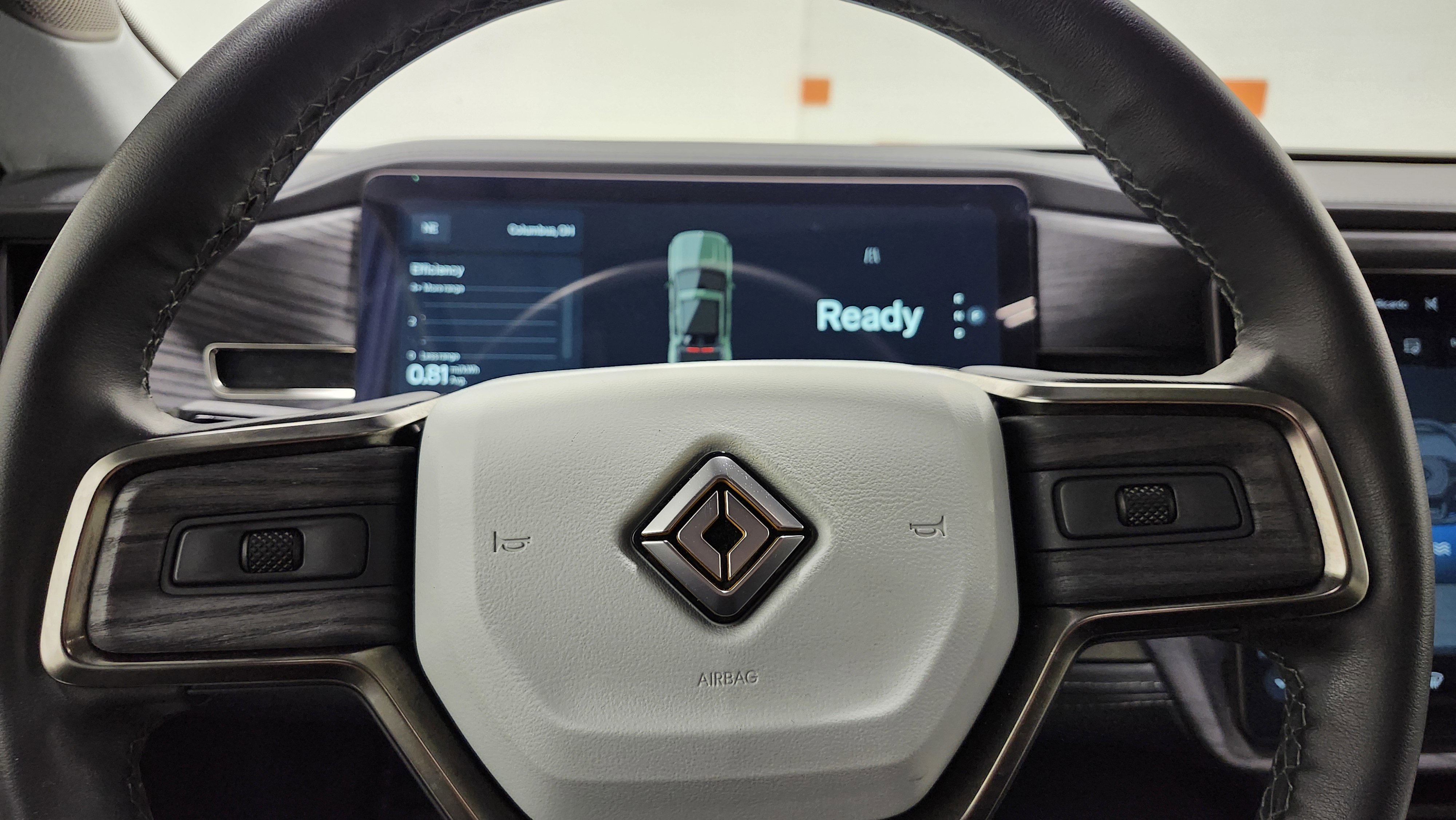 Used 2023 Rivian R1T Adventure image 31