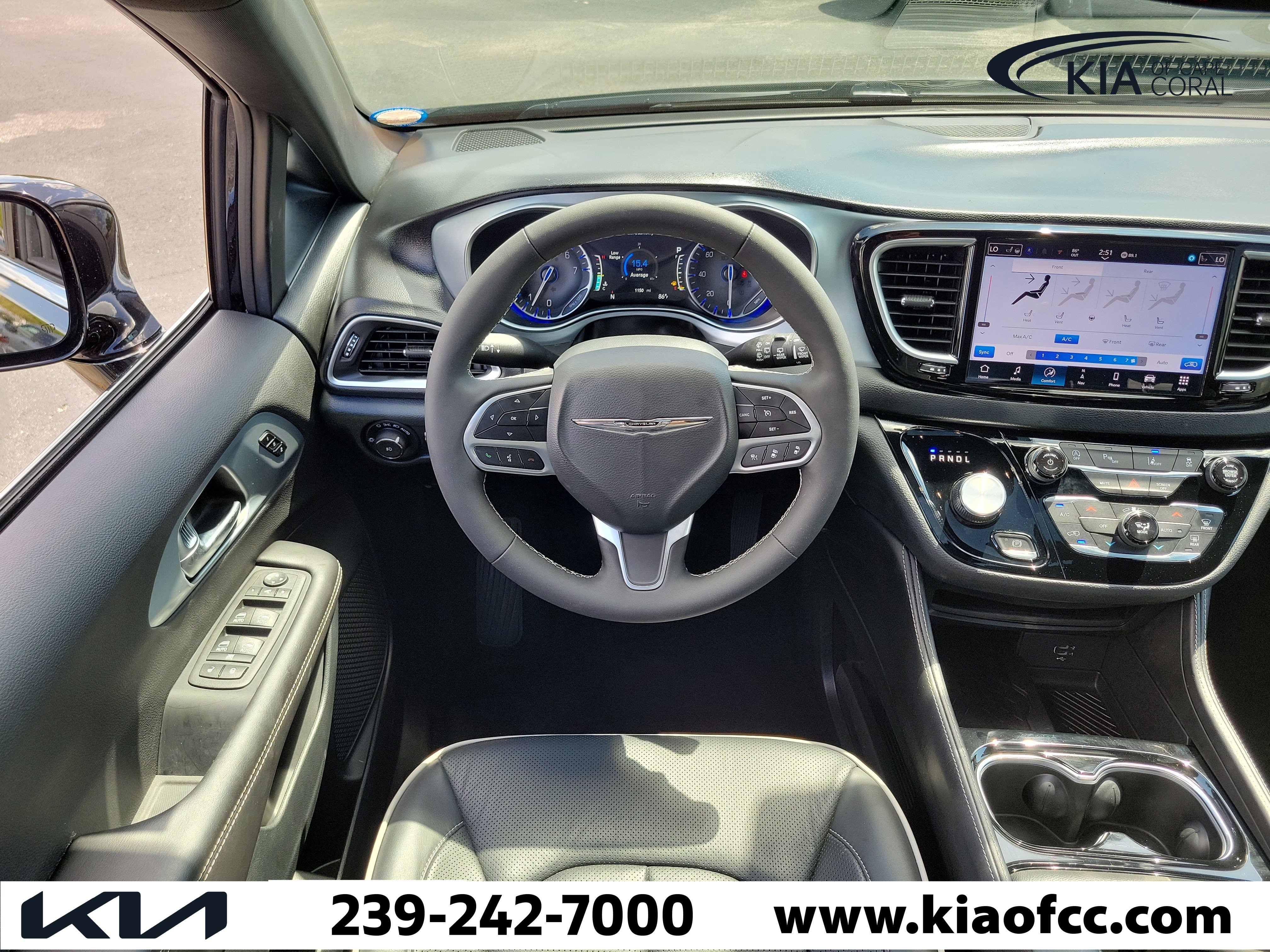 Used 2026 Chrysler Pacifica Limited image 16