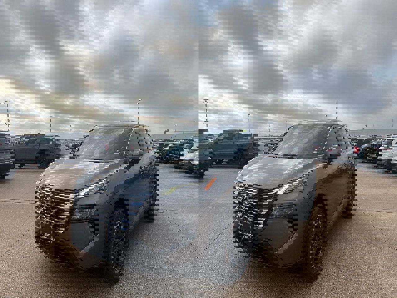 Certified 2024 Nissan Rogue SV image 7