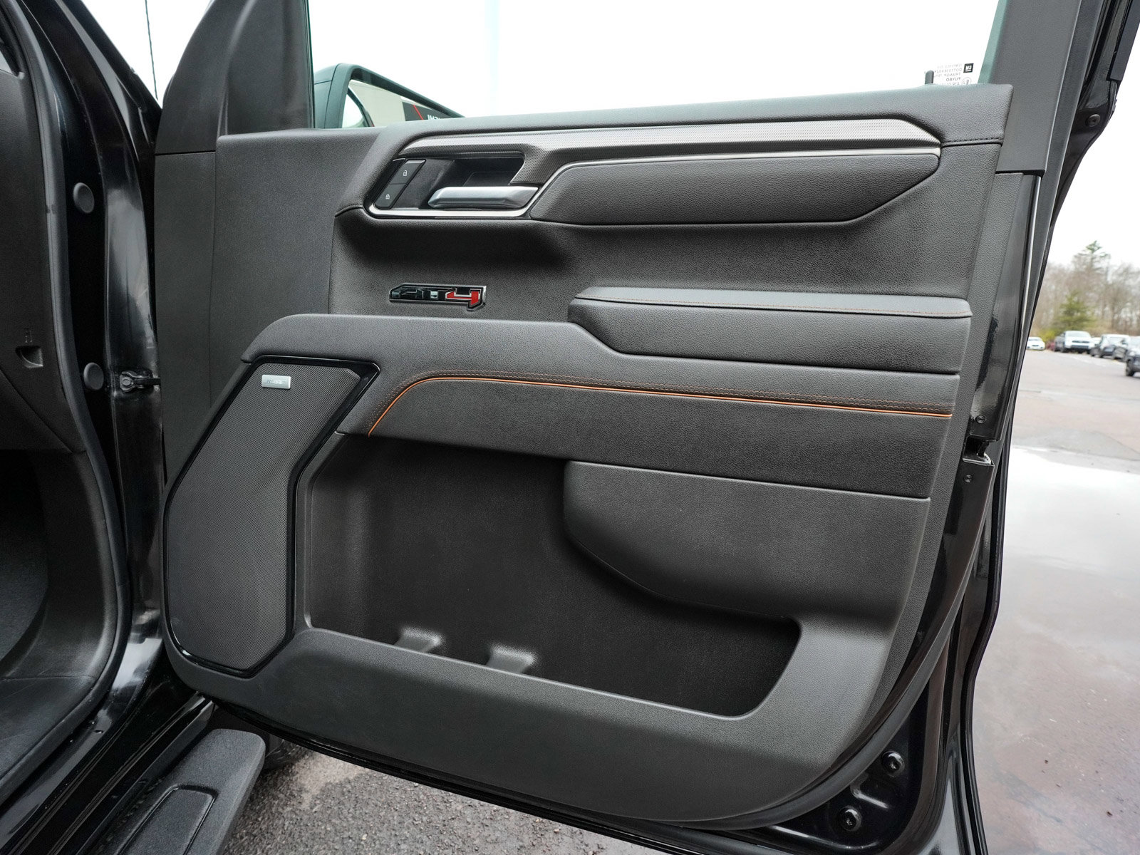 Used 2025 GMC Sierra 1500 AT4 w/ AT4 Premium Package image 14