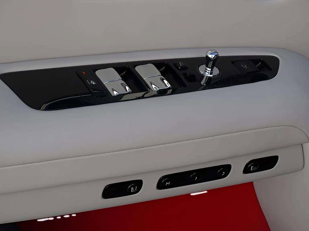 Certified 2024 Rolls-Royce Ghost AWD/4WD image 11