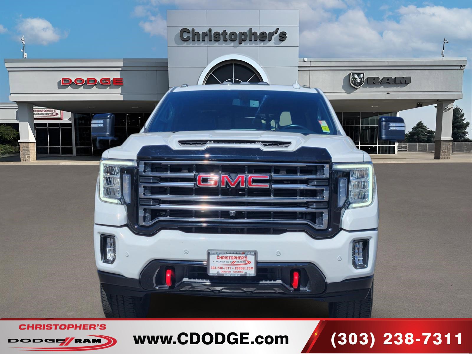 Used 2023 GMC Sierra 2500 AT4 w/ AT4 Preferred Package image 8