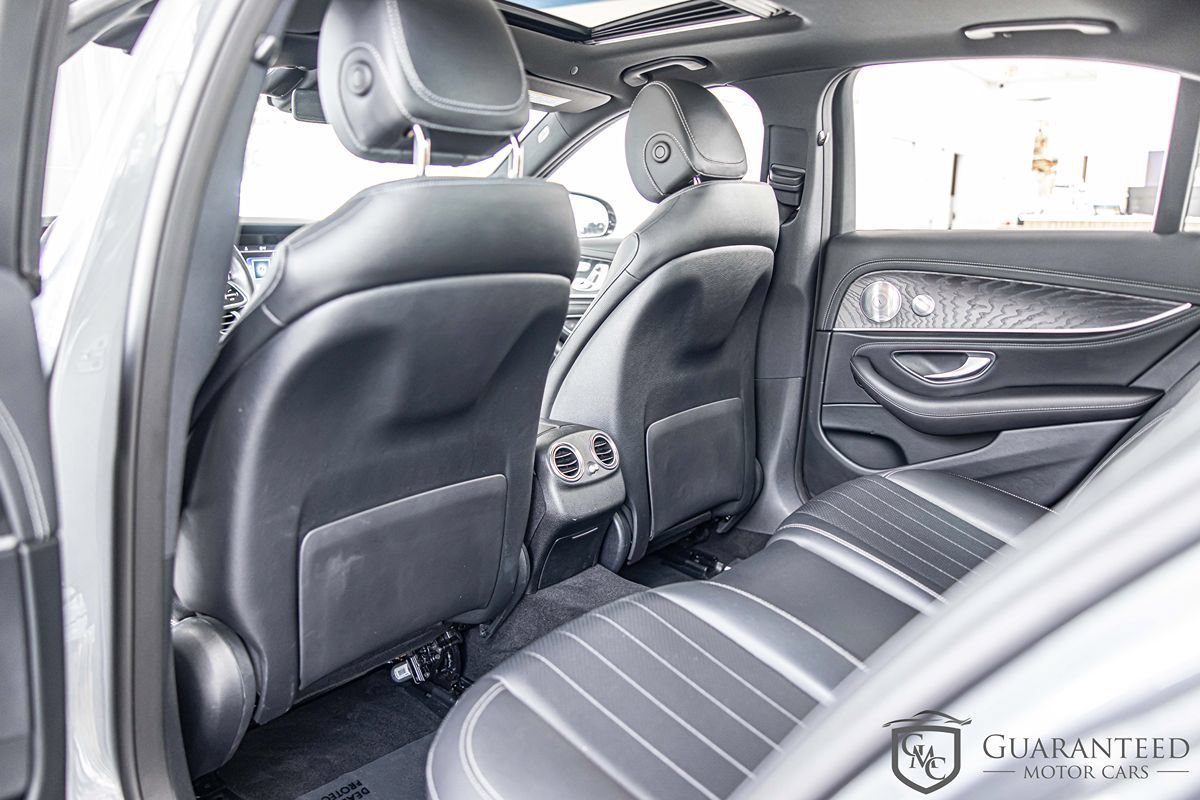 Used 2019 Mercedes-Benz E 300 4MATIC w/ Driver Assistance Package image 34