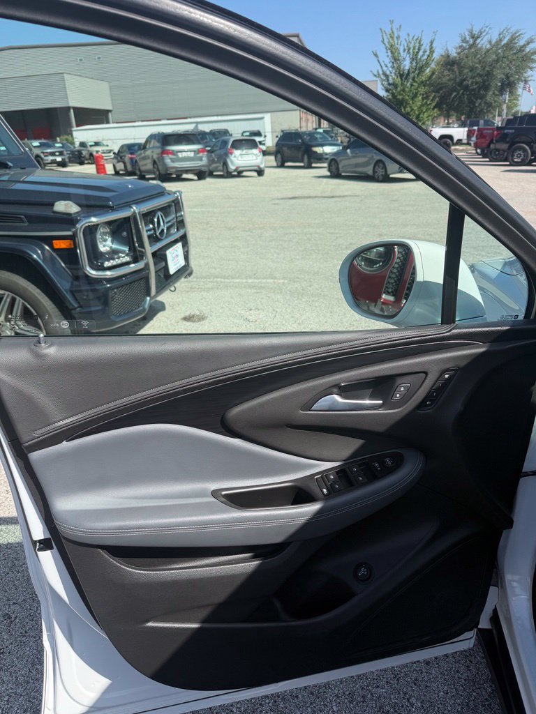 Used 2019 Buick Envision Essence FWD image 10