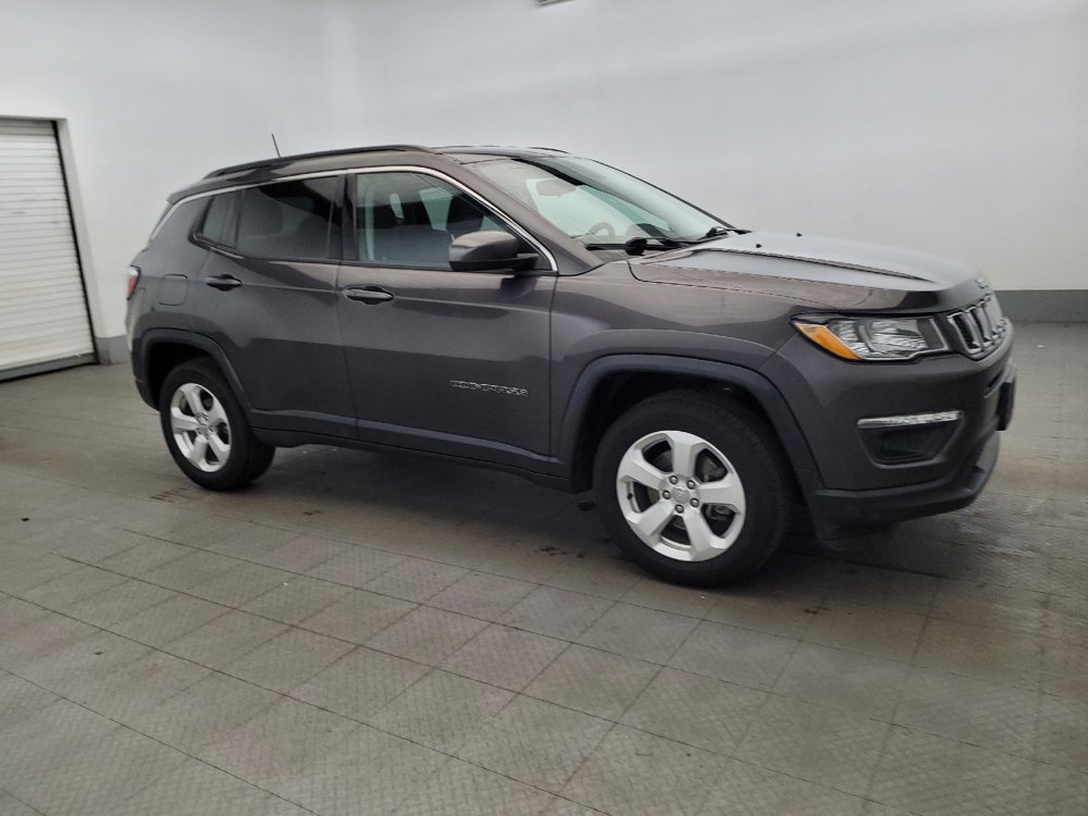 Used 2019 Jeep Compass Latitude w/ Cold Weather Group AWD/4WD image 11