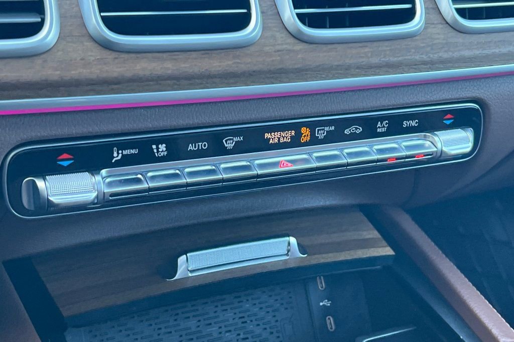 Used 2024 Mercedes-Benz GLE 350 4MATIC image 17