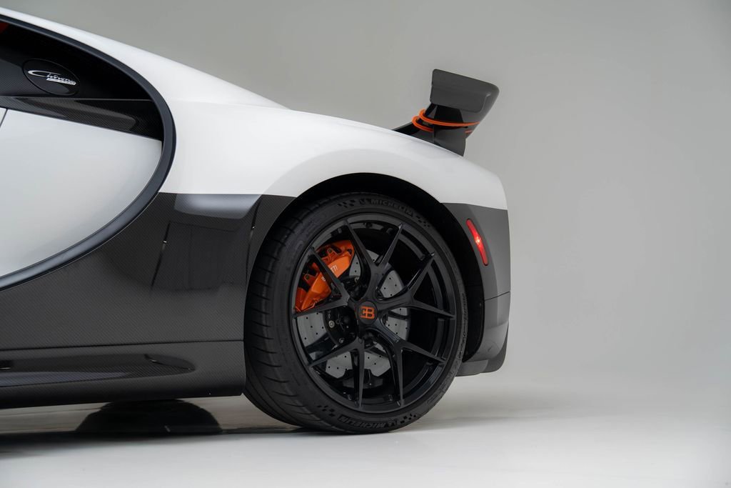 Used 2022 Bugatti Chiron Pur Sport image 62