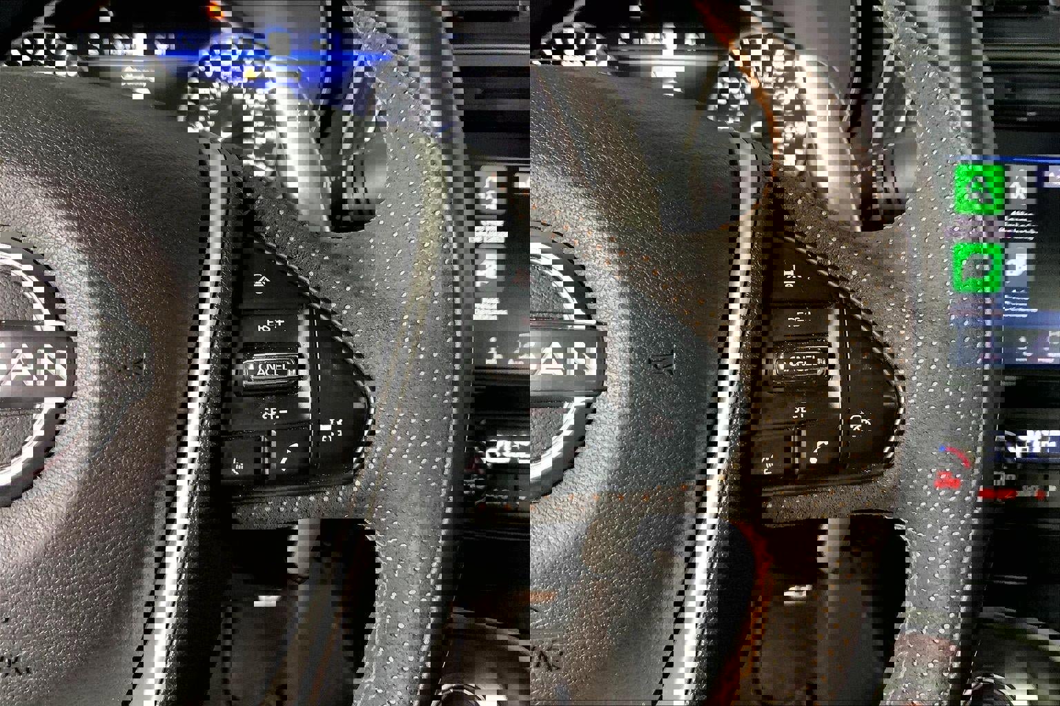 Used 2023 Nissan Maxima SR image 19